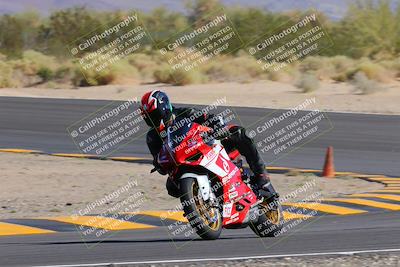 media/Oct-08-2022-SoCal Trackdays (Sat) [[1fc3beec89]]/Turn 10 (945am)/